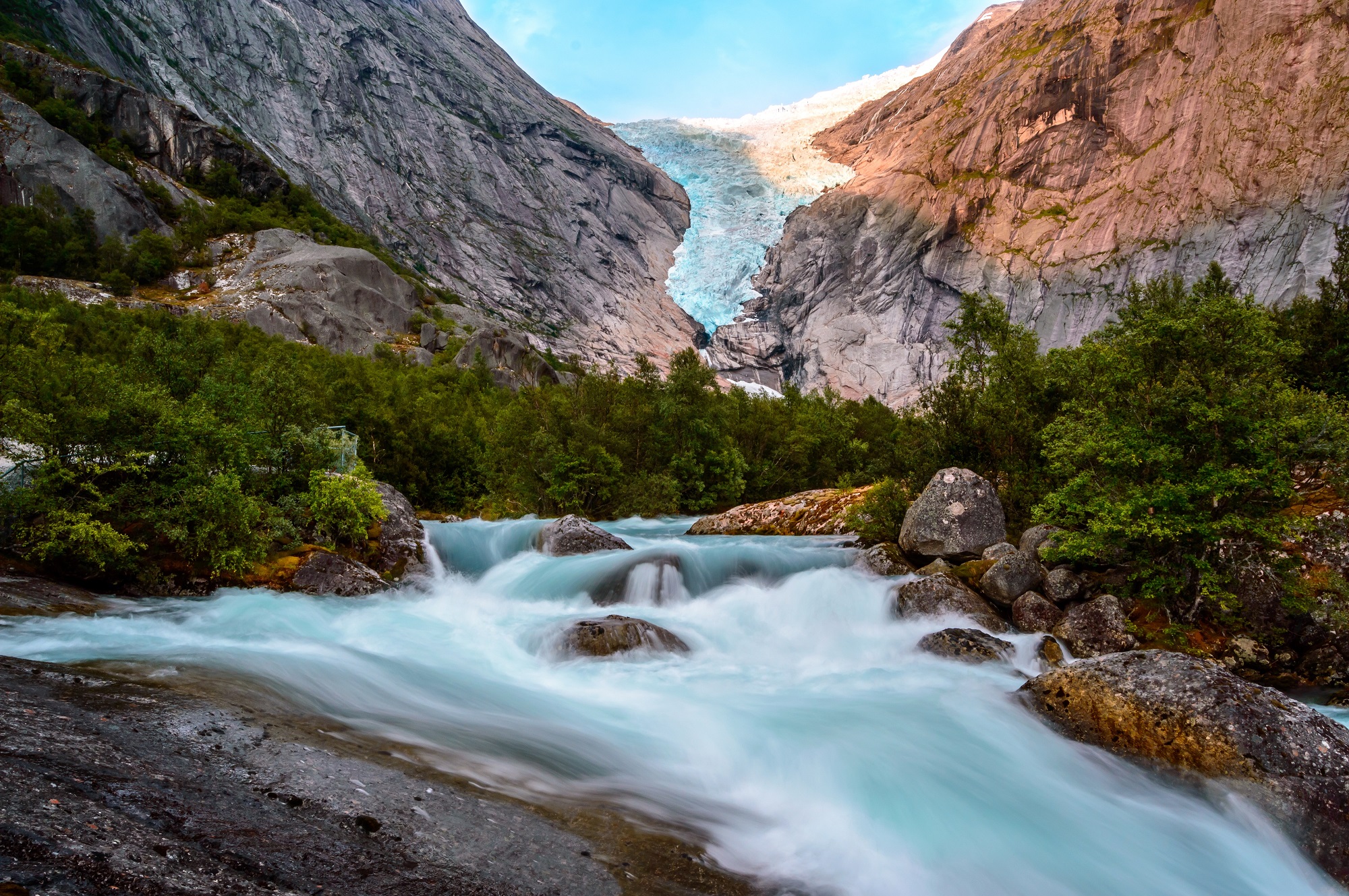 Briksdalsbreen