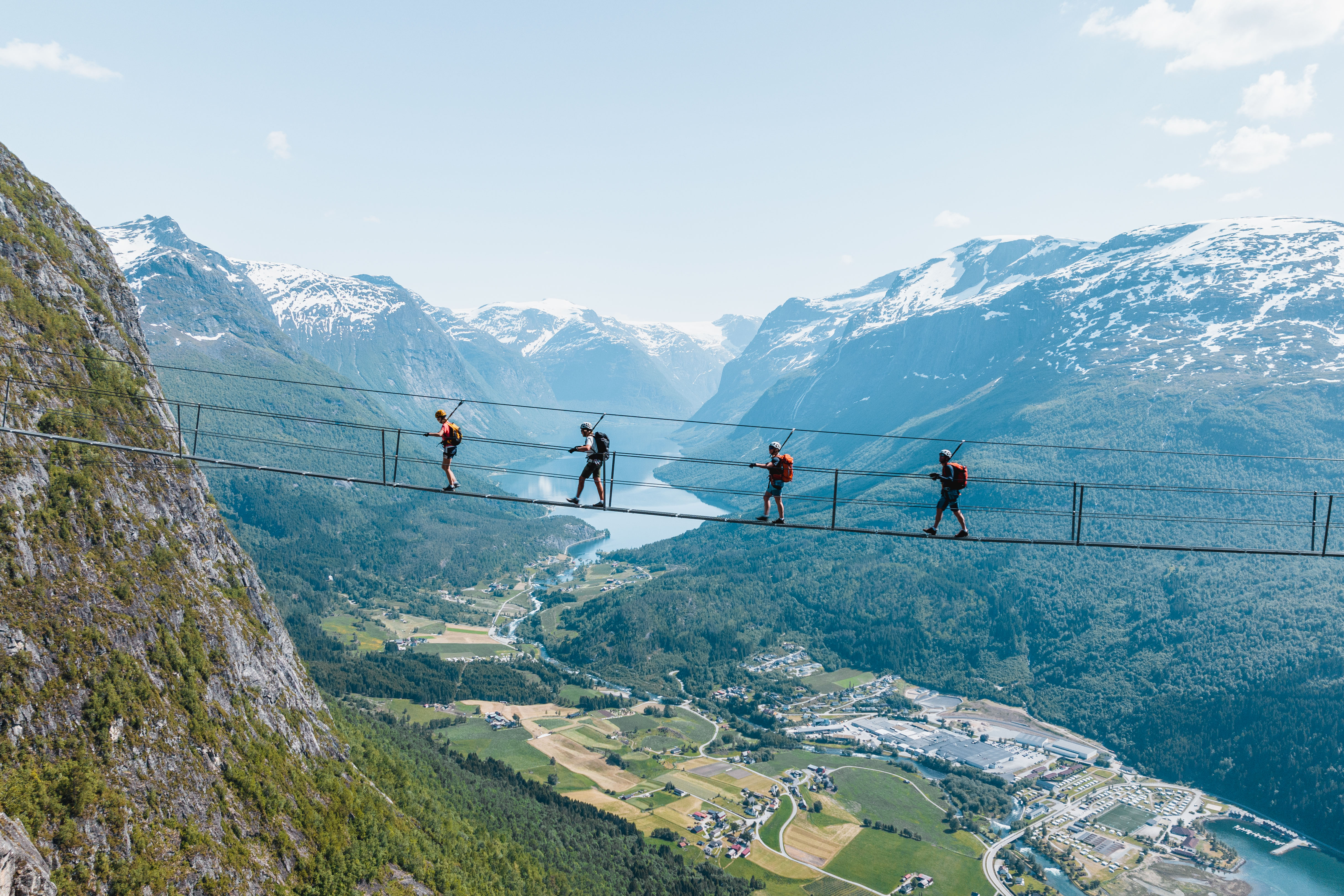 Via ferrata Loen Gjolmunnnbrua - Loen Active Simon Sjokvist