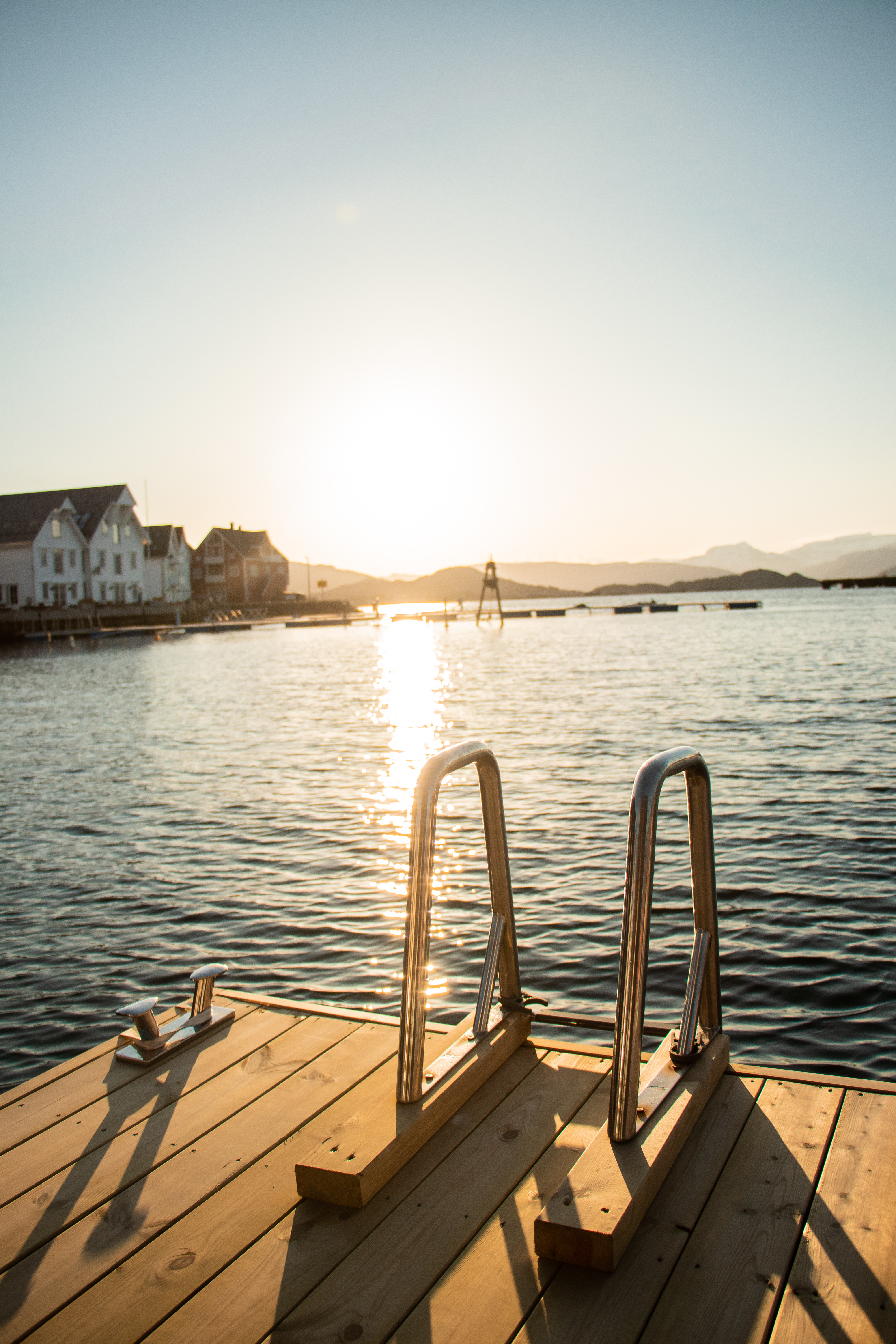Kalvåg i solnedgang, Knutholmen - Siri Granheim