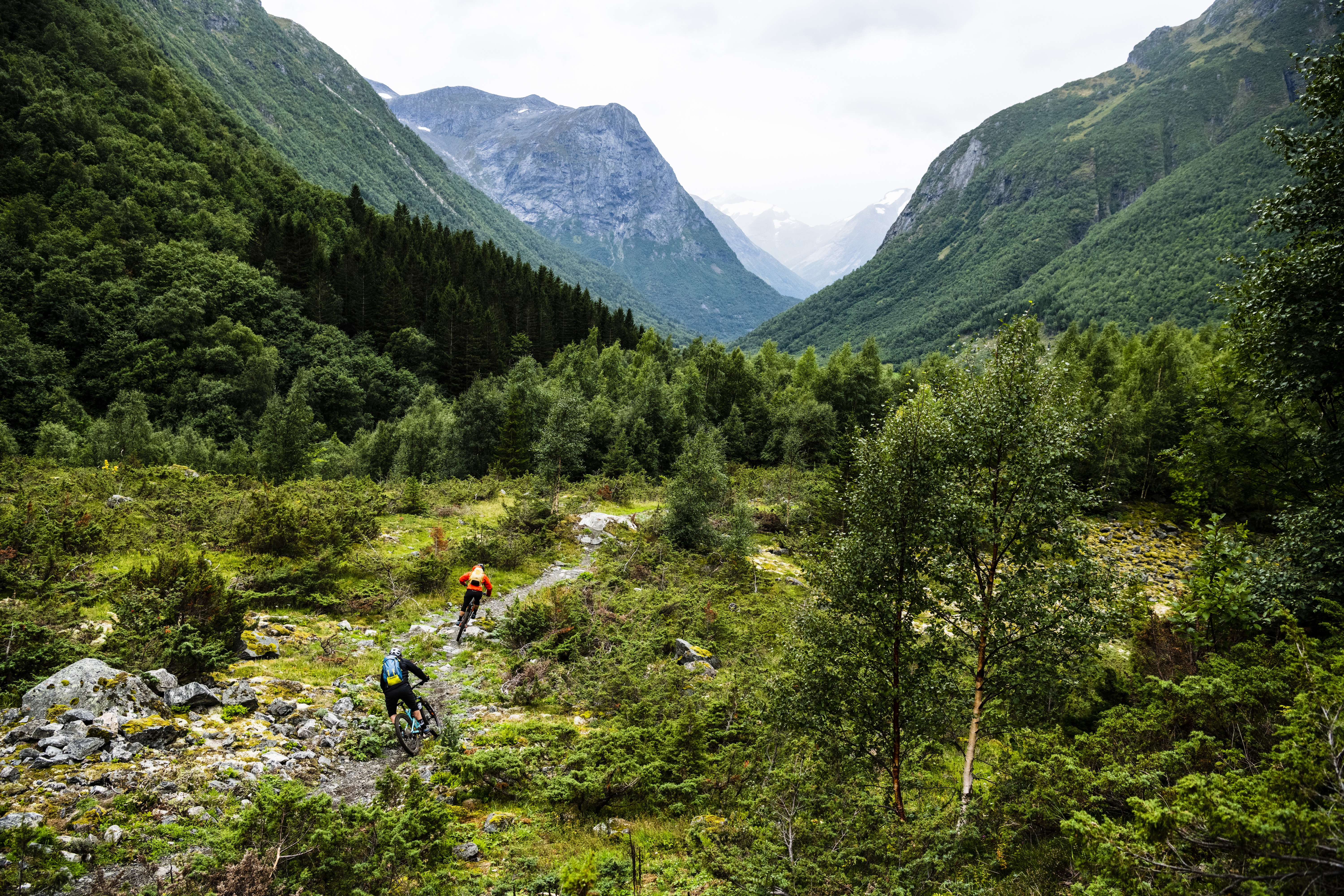 Stisykling i Hjelledalen - Mattias Fredriksson