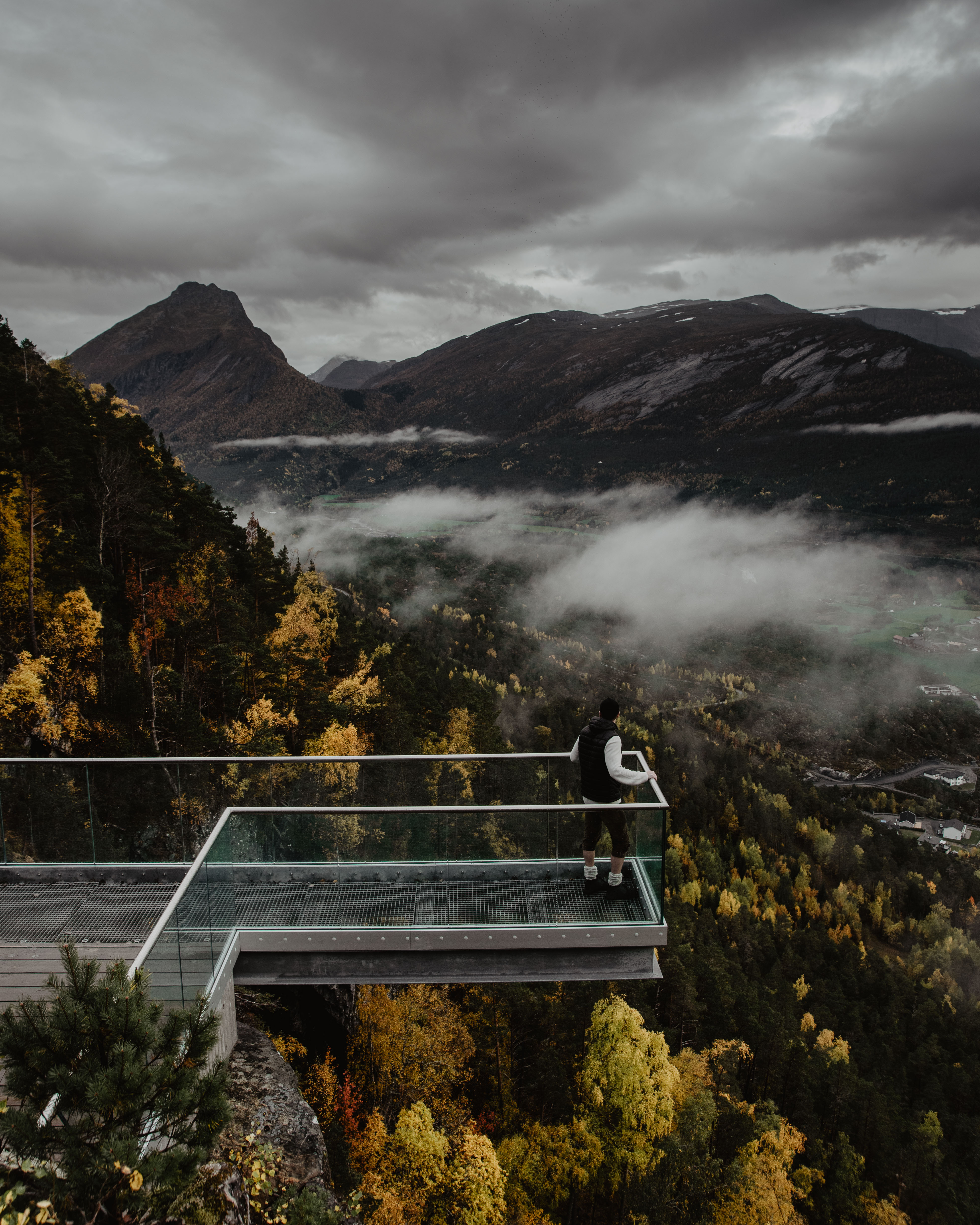 Trivselsskolen Fosseteater - Thomas Sagvik