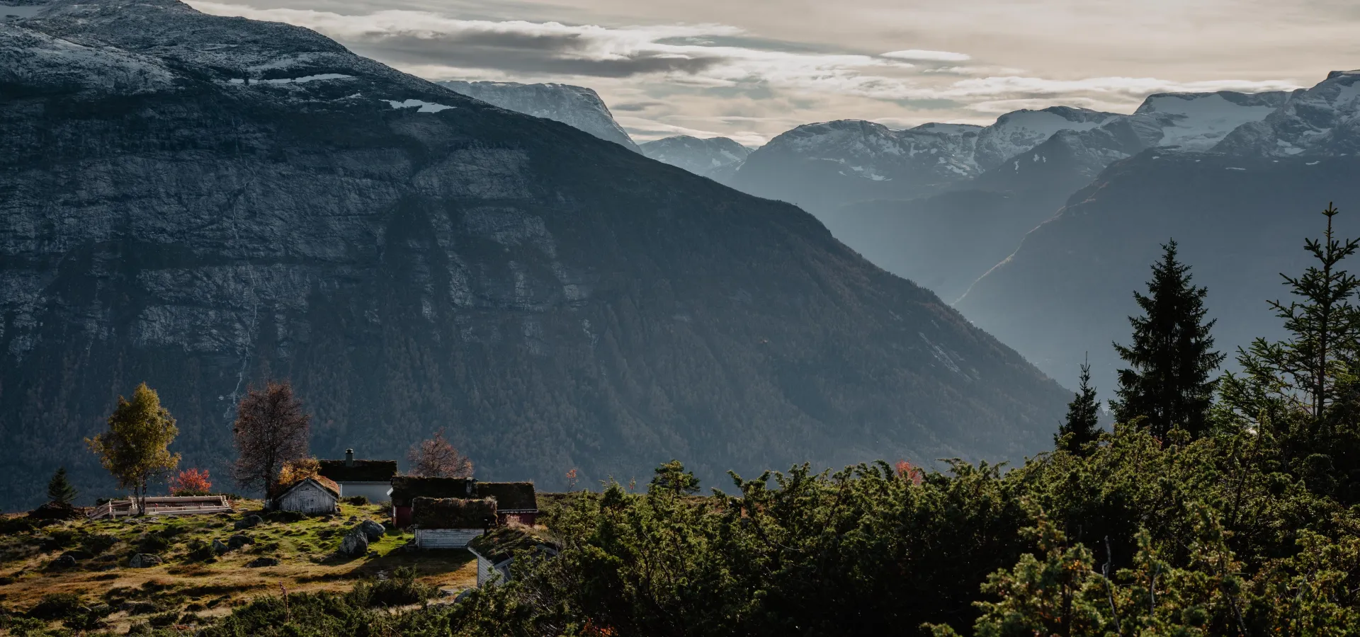 Øvresetstøylen, Utvikfjellet