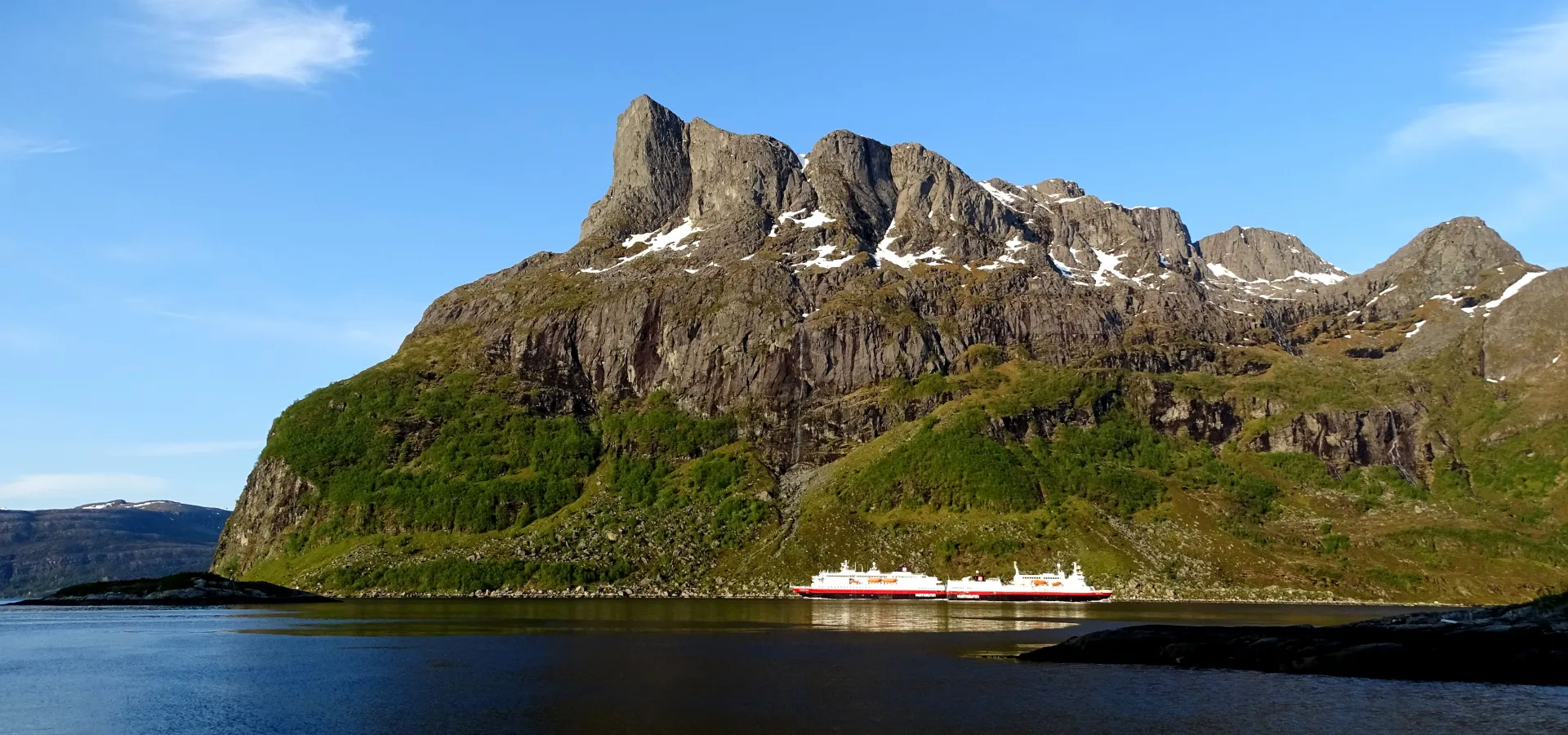 Hornelen - fotograf Svend Petter Kjerpeseth - turlaget i Svelgen