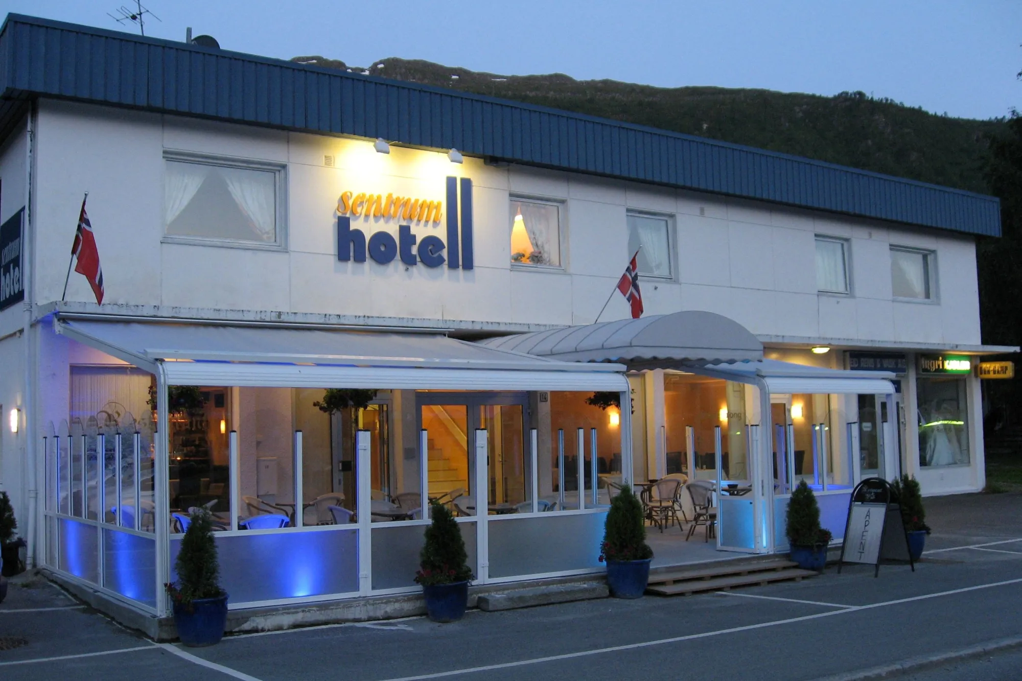 Sentrum Hotel
