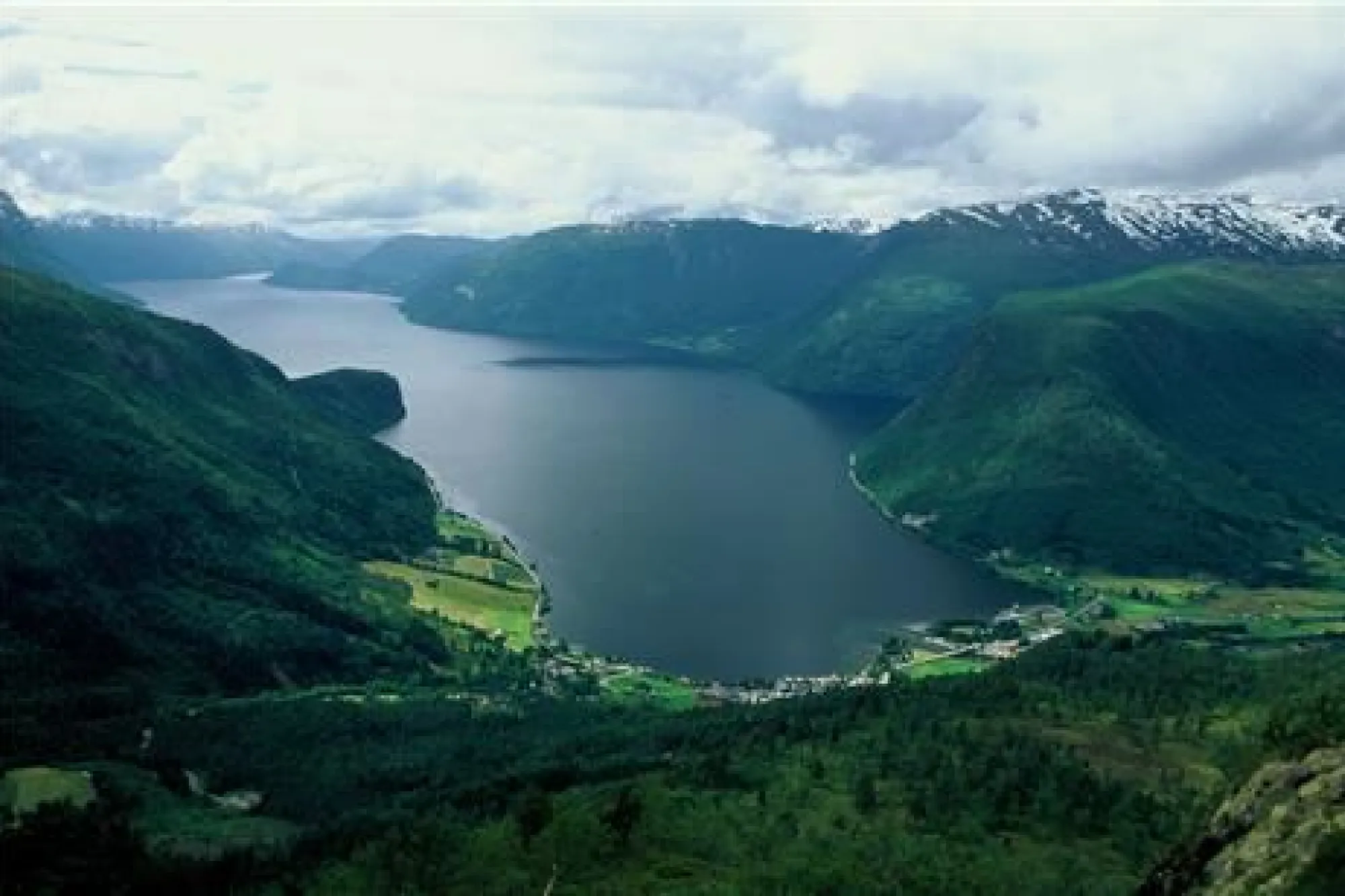 Fiske i Hornindalsvatnet