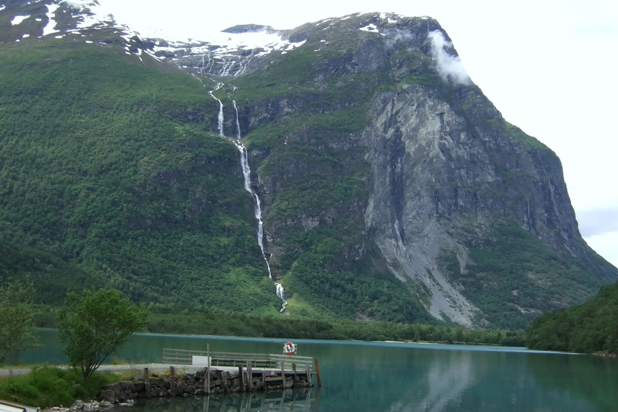 Ramnefjellsfossen